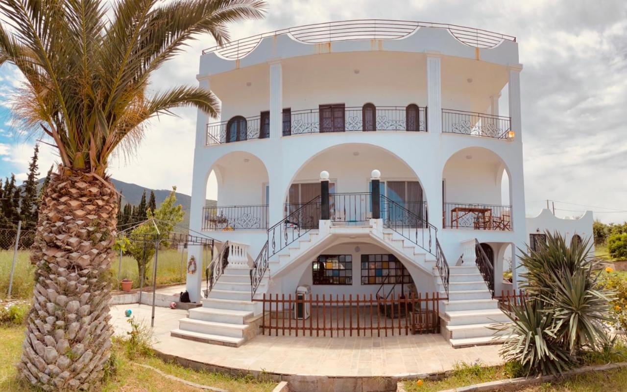 Magic House At Halkida 1M From The Beach! Appartement Chalkís Buitenkant foto