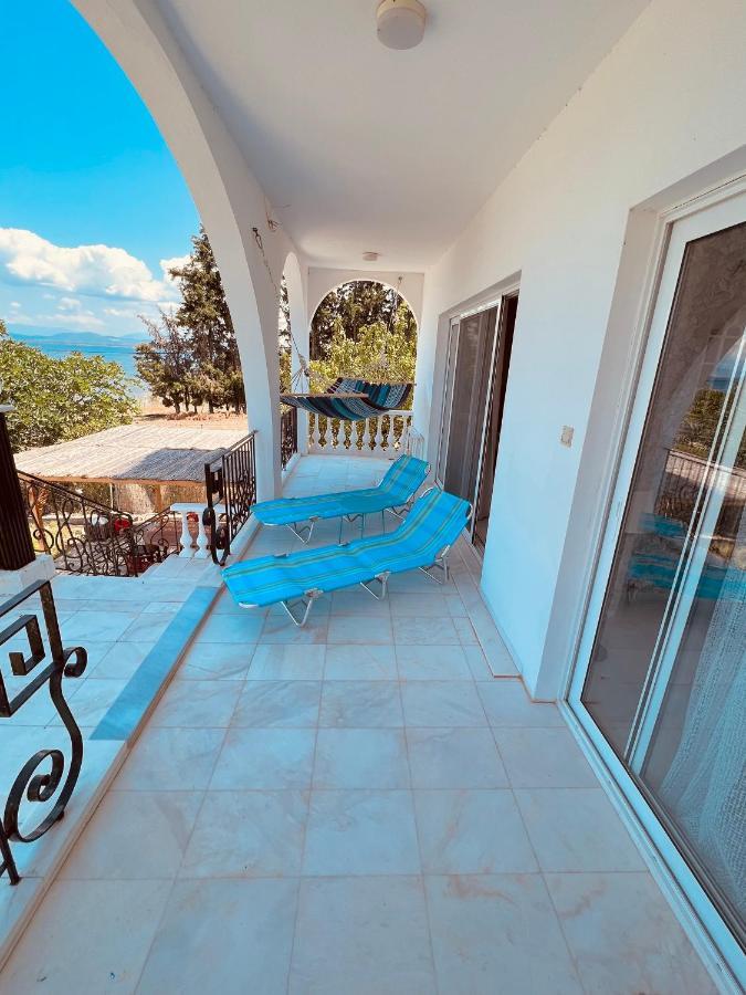 Magic House At Halkida 1M From The Beach! Appartement Chalkís Buitenkant foto