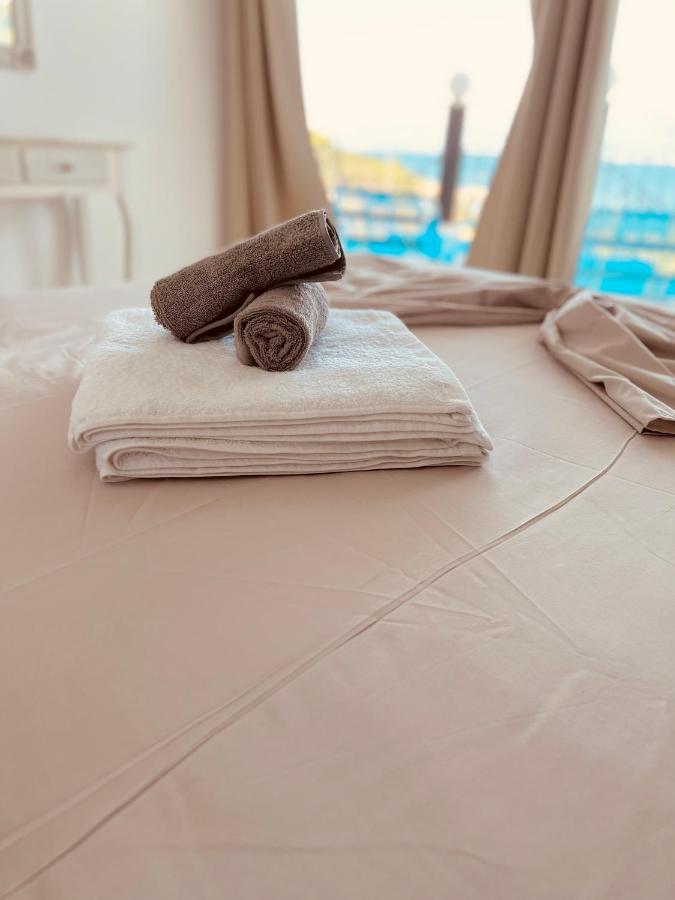 Magic House At Halkida 1M From The Beach! Appartement Chalkís Buitenkant foto